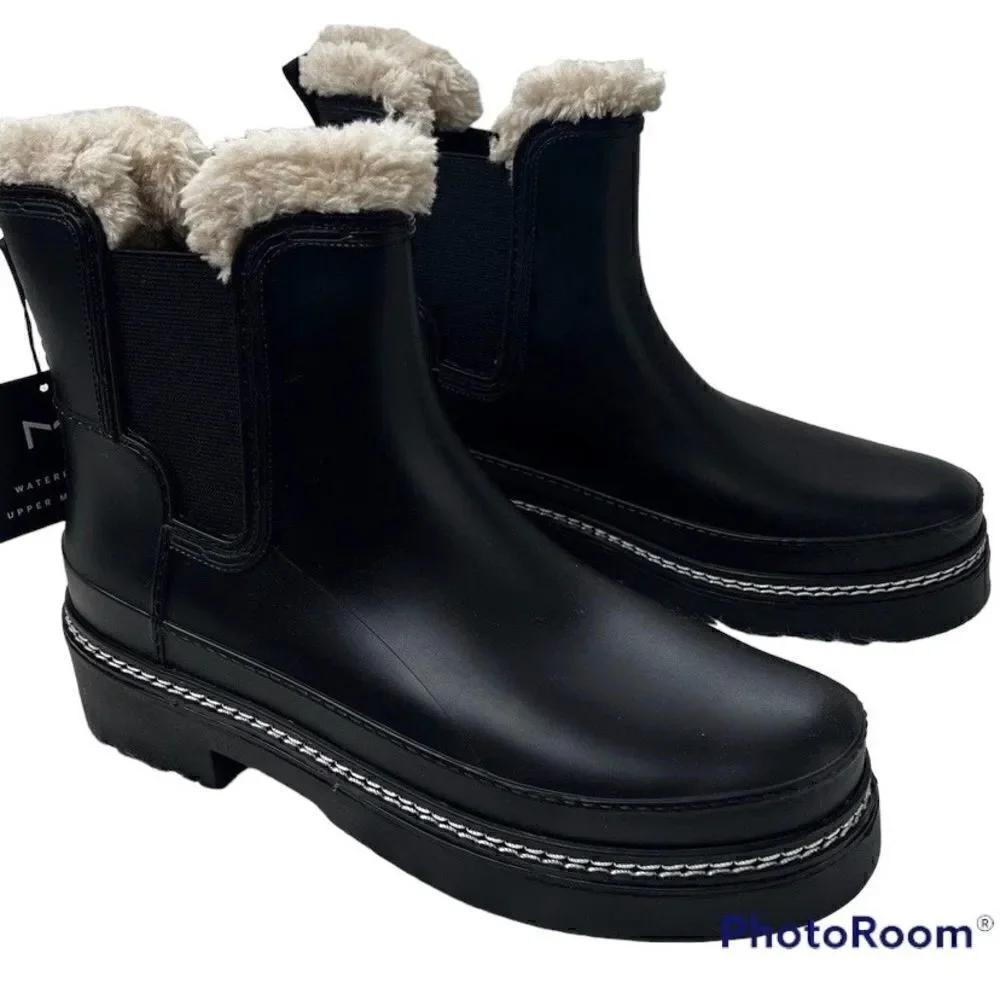 Marc Fisher Fargo Waterproof Dark Blue Boot NWT Size 6